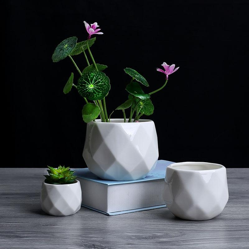 Paragon Diamond Ceramic Succulent Pot